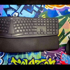 SPL Graffiti Deskmat